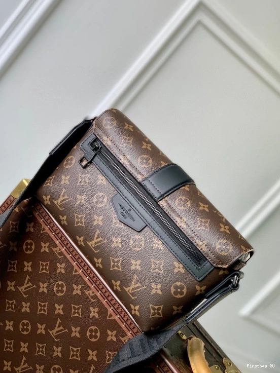 Firstbag LOUIS Messenger S-Cape VUITTON 0813